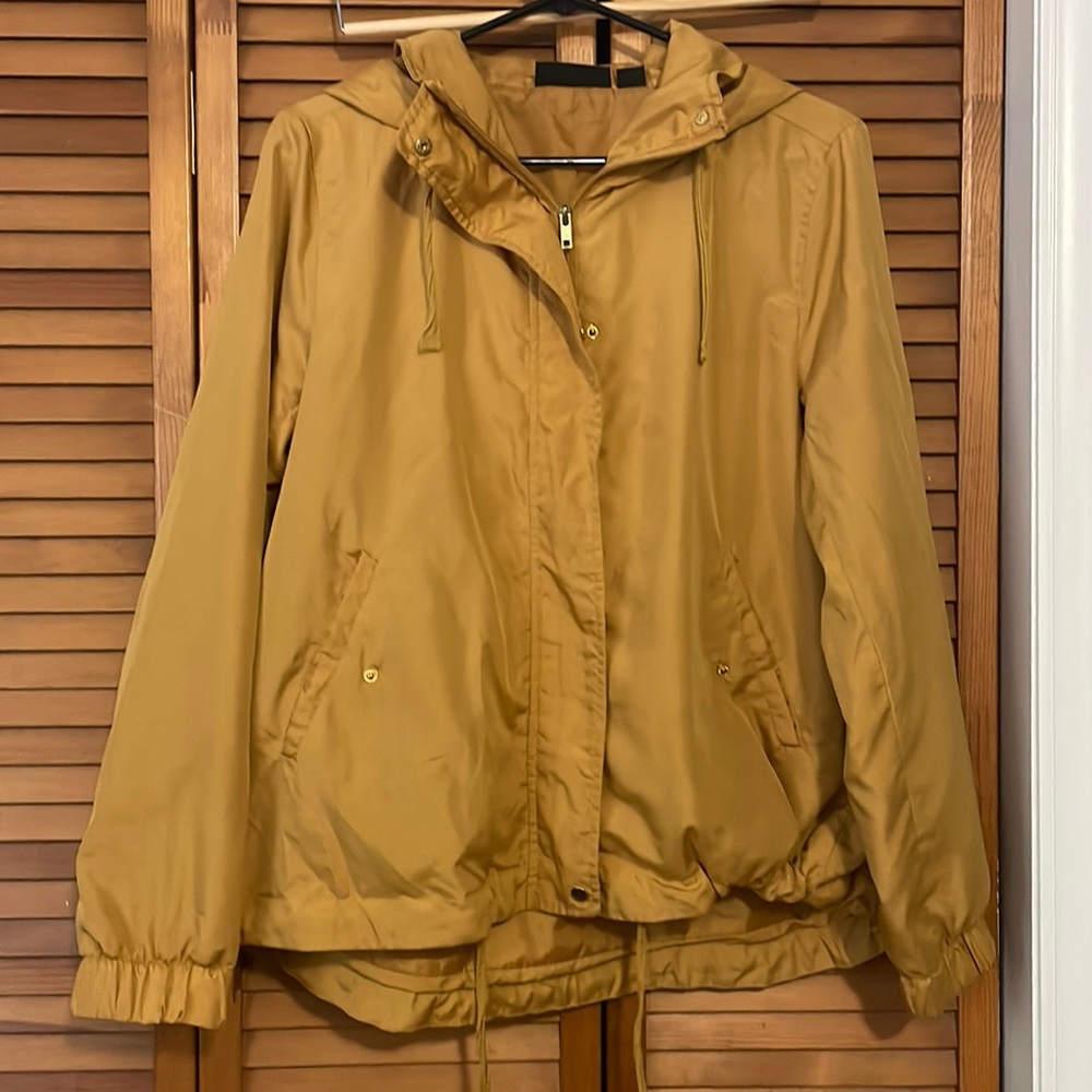 Yellow Gold Light Jacket